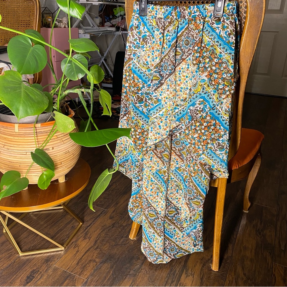 Joe Benbasset High Low Skirt in Floral Blue and Brown Sz M